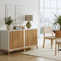 Buffet moderne avec portes cannelées et poignées en laiton