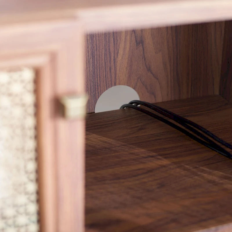 Meuble TV multimédia 4 portes de 160 cm avec portes en maille grillagée dorée