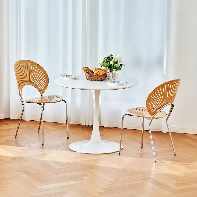 Table de salle à manger tulipe ronde de style Mid-Century Modern